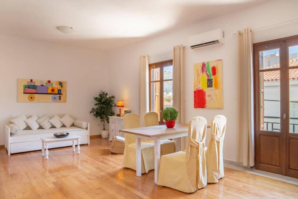 Seaview Stylish Flat In Andros - Walk To Beach Zewnętrze zdjęcie